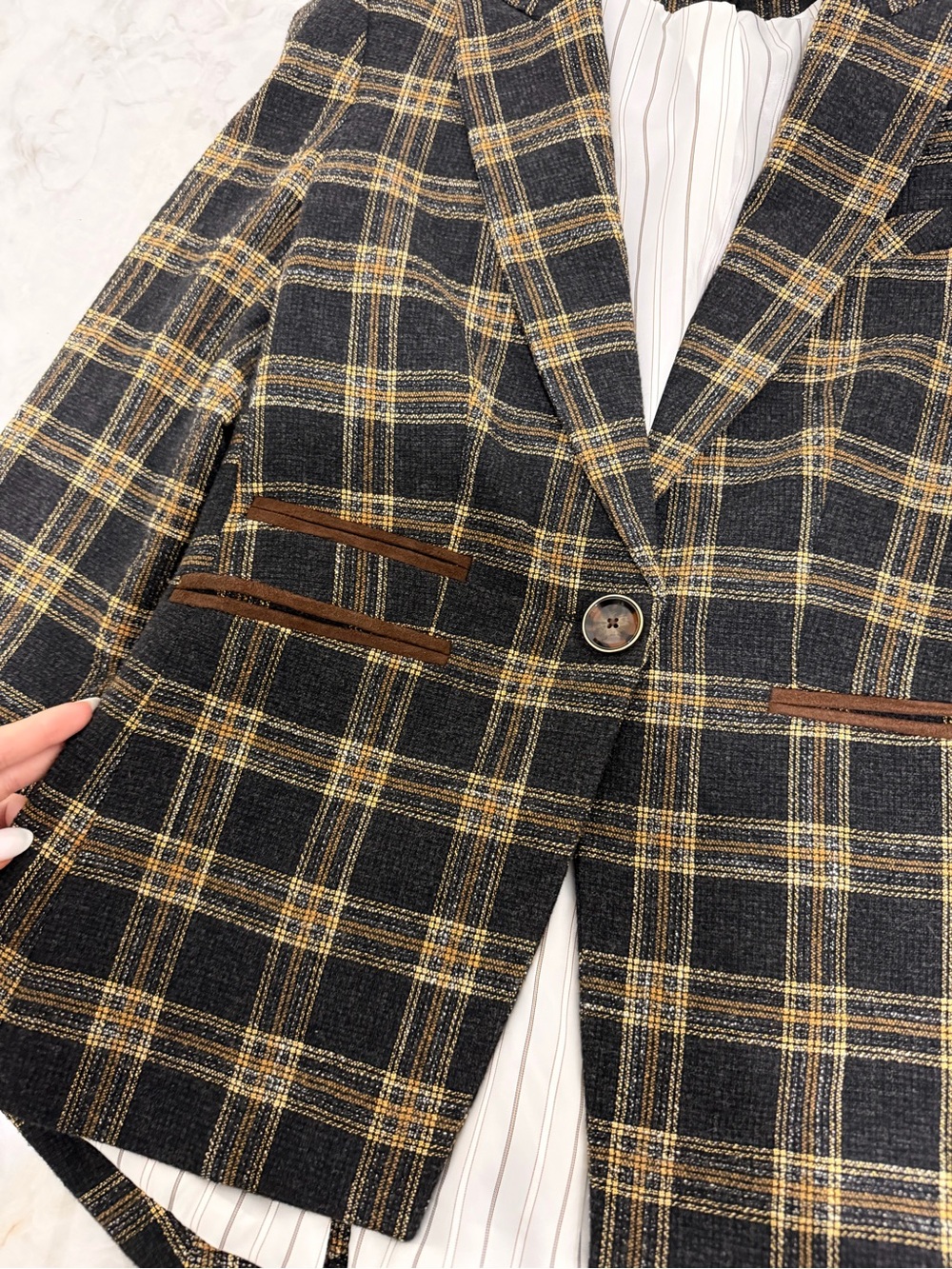 Veronica Beard Plaid Blazer with Gold Windowpane - Picture 5 of 8